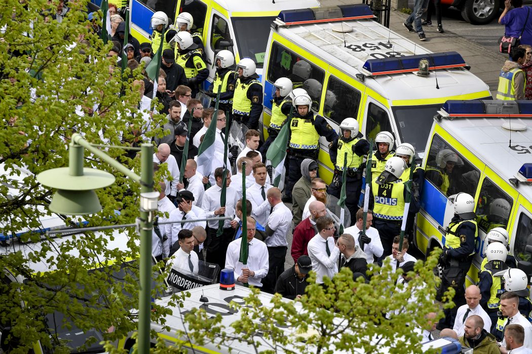 Efter gårdagens nazistdemonstration i Kungälv inleder nu polisen arbetet med det rättsliga efterspelet.