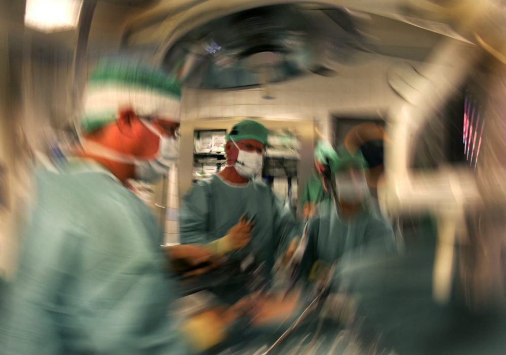 Med hjälp av nedfrysning har amerikanska forskare lyckats förlänga den tid en lever kan förvaras utanför kroppen utan att ta skada.