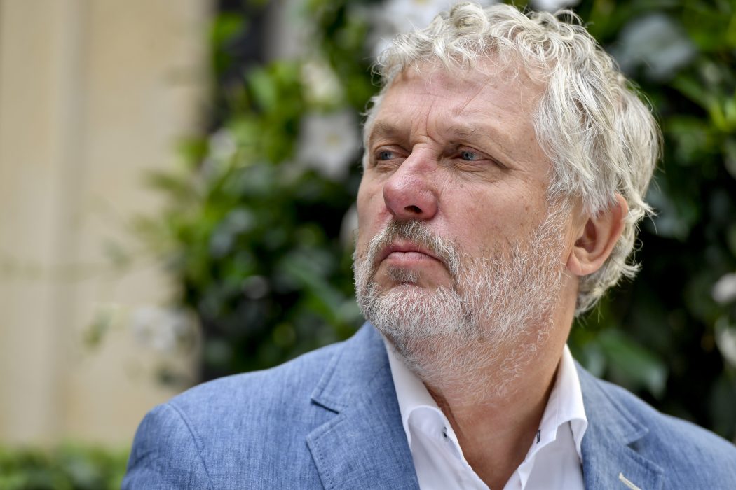 Biståndsministern Peter Eriksson (MP) är nöjd över att kunna ge Sida mer pengar.