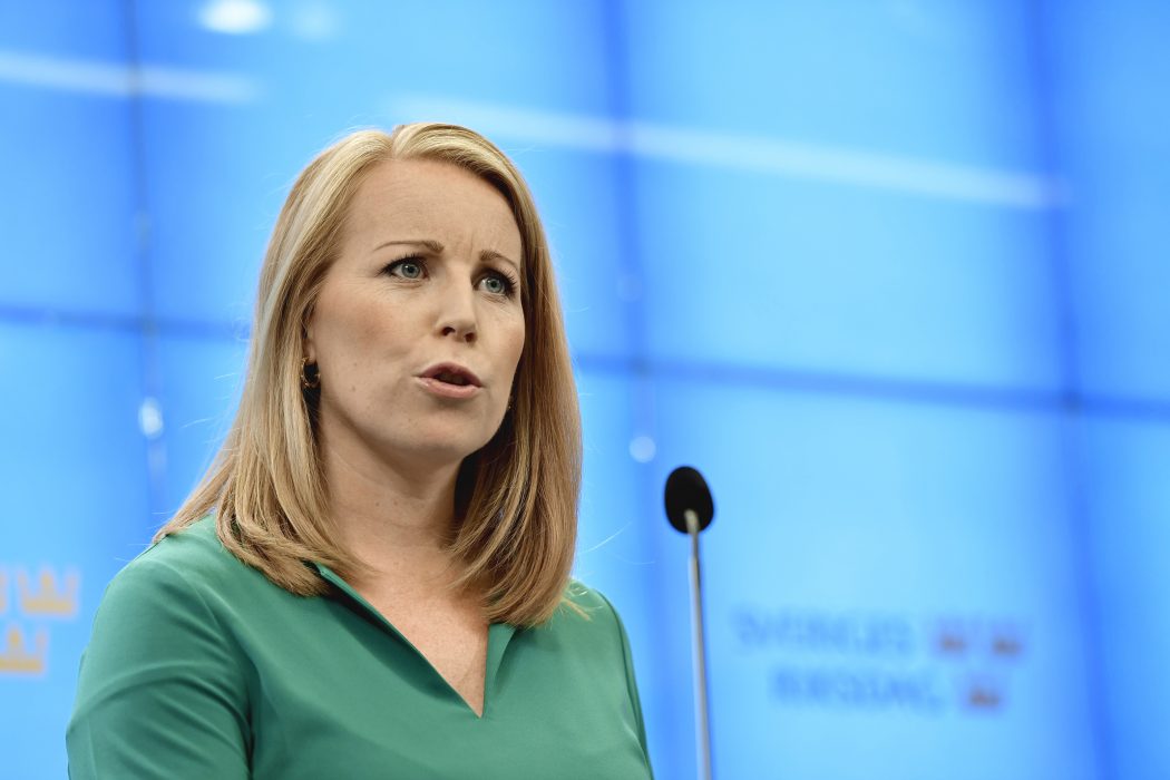 Under en pressträff presenterade Centerns partiledare Annie Lööf förslaget att glesbygdsbor ska få 137 kronor i sänkt skatt per månad nästa år.