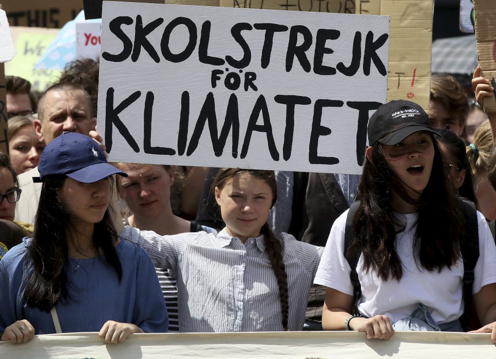 Greta Thunberg under en demonstration med den globala rörelsen Fridays for future i Wien.