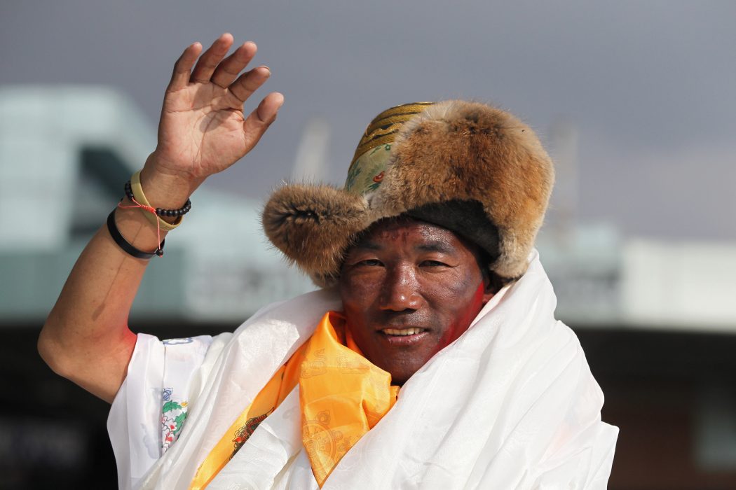 Kami Rita Sherpa, 49 år, har bestigit Mount Everest 24 gånger – varav två gånger på en vecka.
