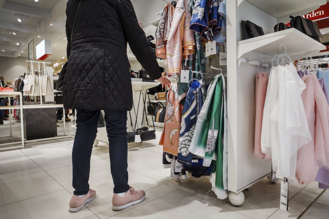Naturskyddsföreningen uppmanar till en shoppingfri månad i samband med Miljövänliga veckan.