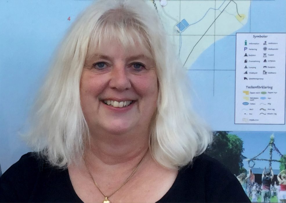 Kerstin Carlsson är nominerad till Landsbygdsnätverkets Ullbaggepris för sitt arbete med att lotsa nyanlända in i arbetslivet.