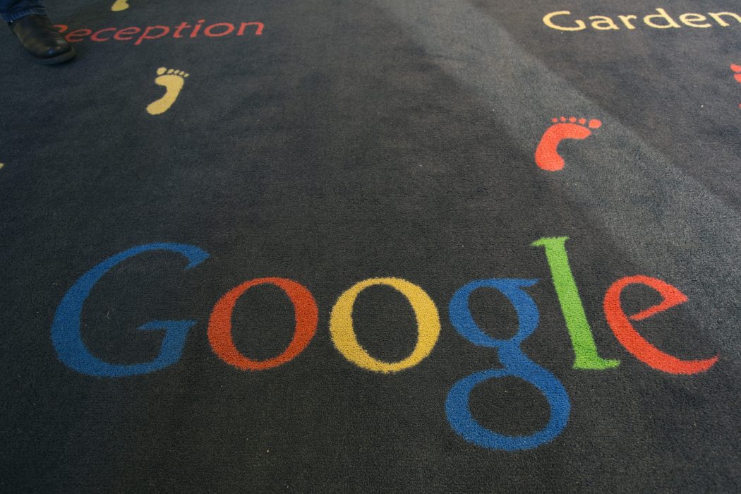 Sökjätten Google uppges arbeta i ett hemligt projekt tillsammans med ett sjukvårdsbolag som går ut på att samla in miljontals amerikaners hälsovårdsuppgifter.
