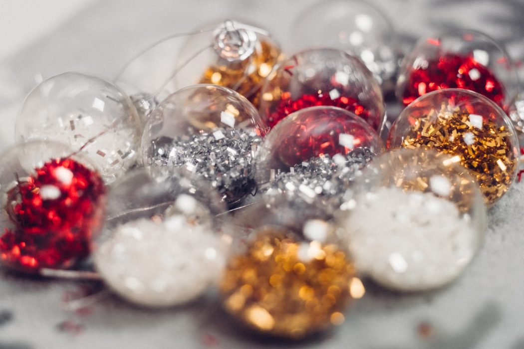 Forskare varnar för att glitter orsakar en miljökatastrof i våra hav.