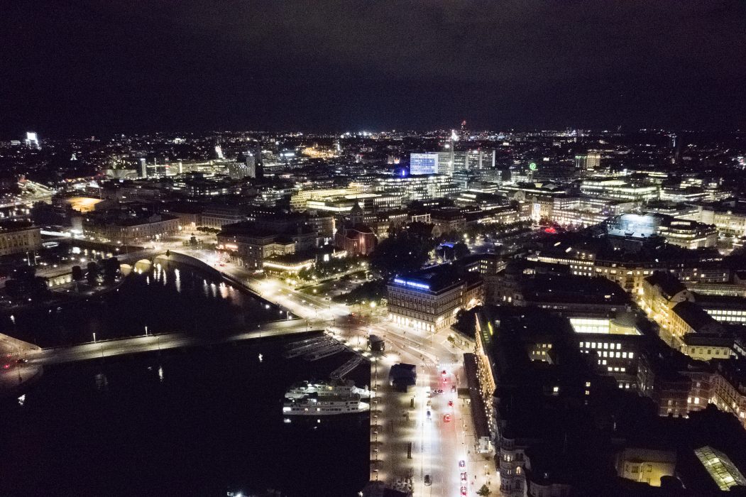 Städers nattbelysning hjälper forskare att beräkna hur mycket energi som används i olika regioner, och vilken uppvärmning detta leder till.