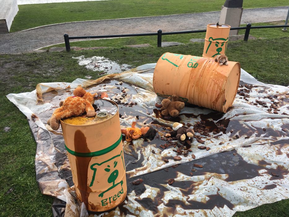 Extinction Rebellions protestaktion mot Preemraffs utbyggnad.
