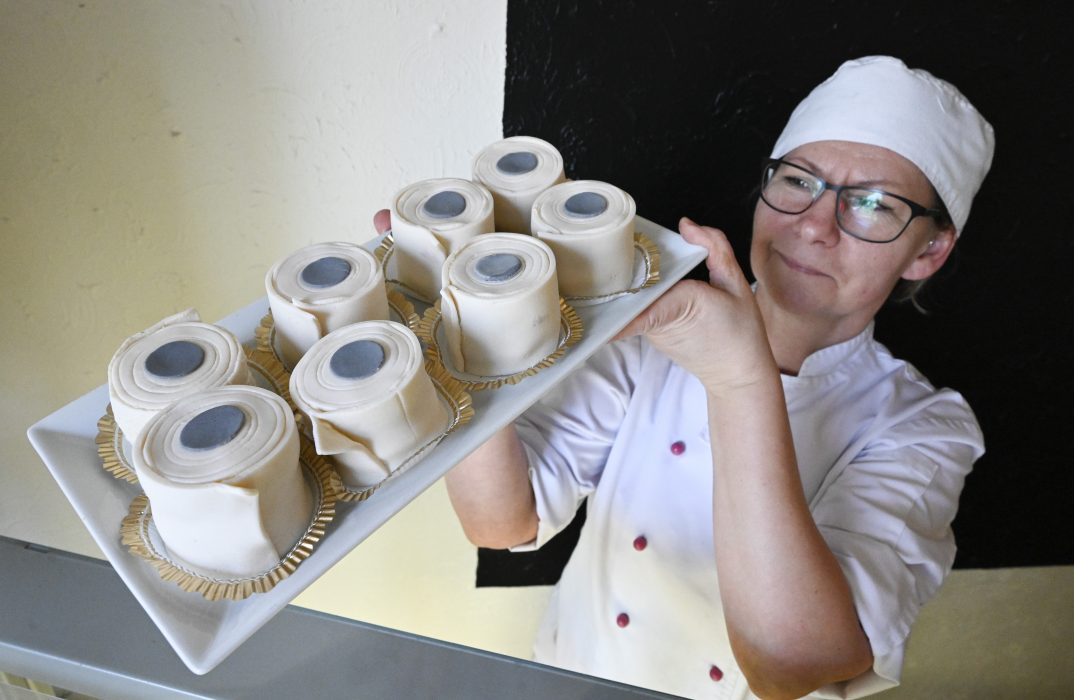 Toarullar i marsipan hos Ella Sjögren i Landskrona.