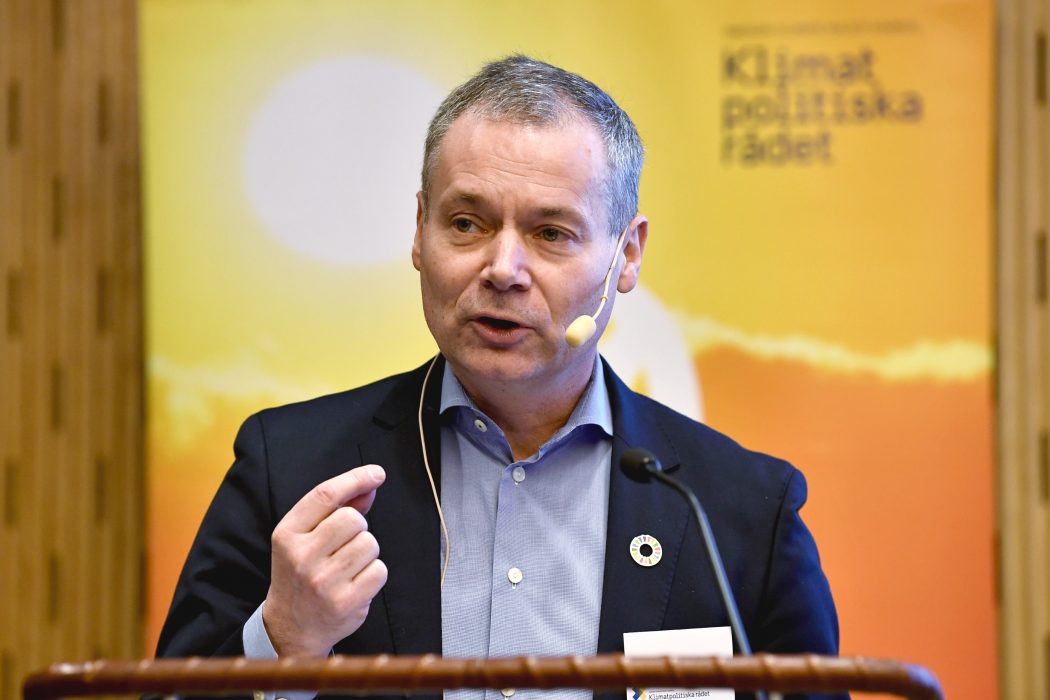 Johan Kuylenstierna, vice ordförande i Klimatpolitiska rådet, vill se konkret handling från regeringen.