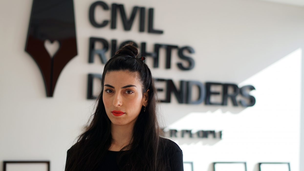 Aida Samani, människorättsjurist hos Civil Rights Defenders.