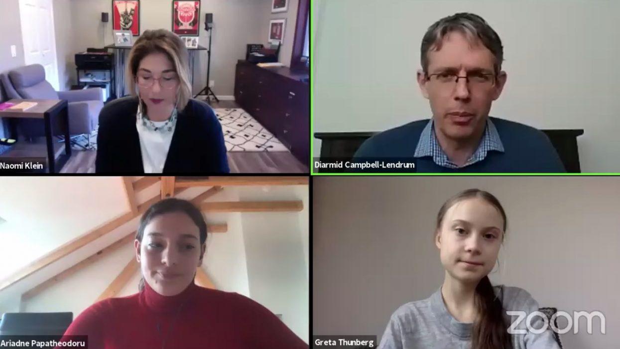 "Med vårt nya projekt #TalksForFuture tar vi utbildningen i egna händer så att vi även under de kommande veckorna, när vi översvämmas med nyheter om coronaviruset, inte ska glömma klimatkrisen", sa den grekiska klimataktivisten Ariadne Papatheodorou inför lanseringen av det första webinariet.