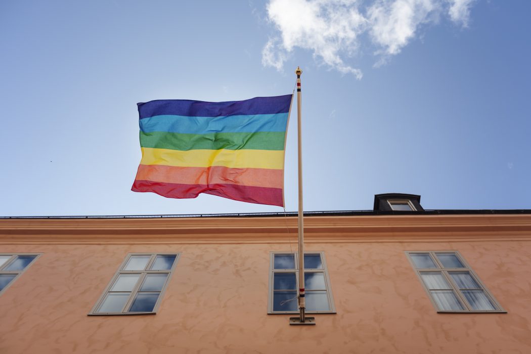 Hbtq-personer vittnar om en betydligt högre grad av mobbning, hot och sexuellt våld i jämförelse med andra i en ny enkät.