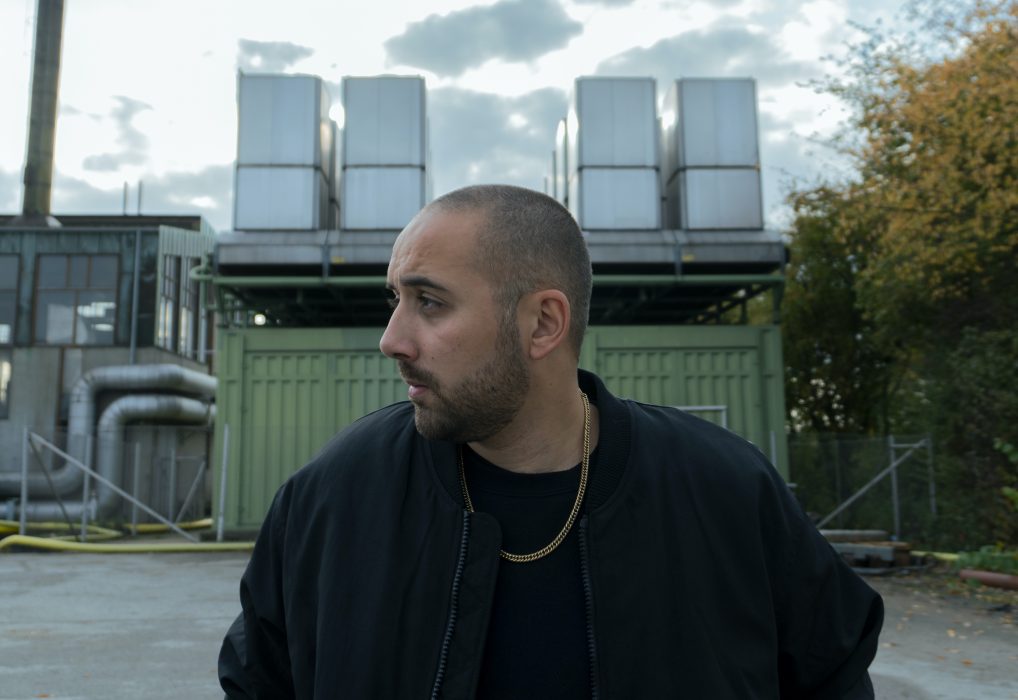 Rapparen Nomads debutskiva skildrar några tunga år i hans liv, bland annat berättar han om när hans dotter fick problem med hjärtat.
