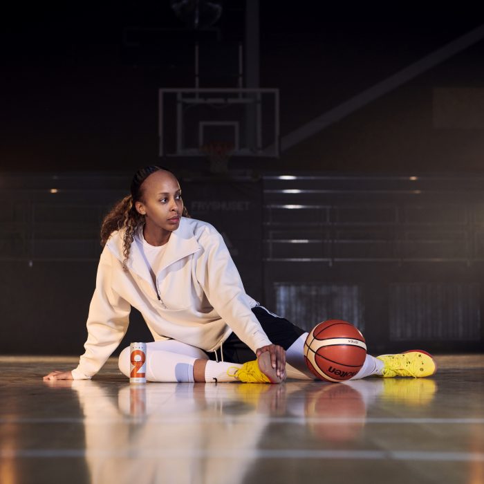 Farhiya Abdi började spela basket som 12-åring och har bland annat spelat i amerikanska WNBA.