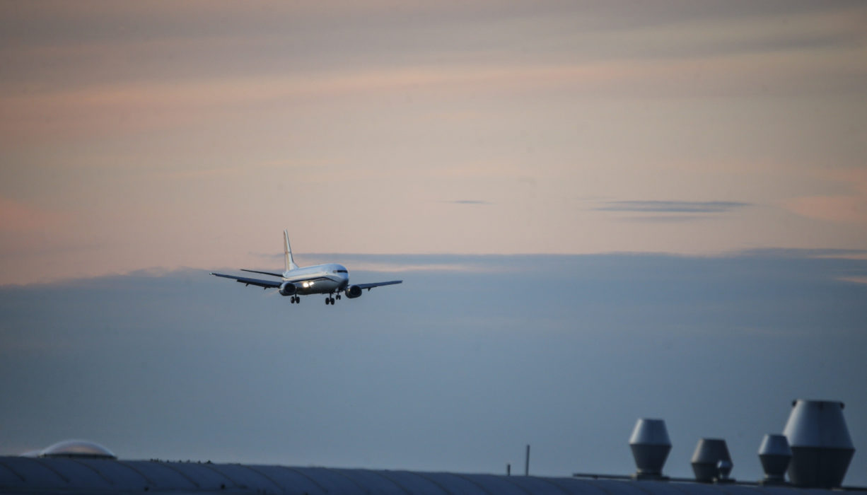Klimatstyrande avgifter kan införas på Stockholm Arlanda och Göteborg Landvetter.
