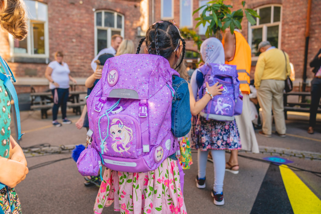 Elever från två skolor i Trollhättan har blivit omplacerade inför höstens skolstart.