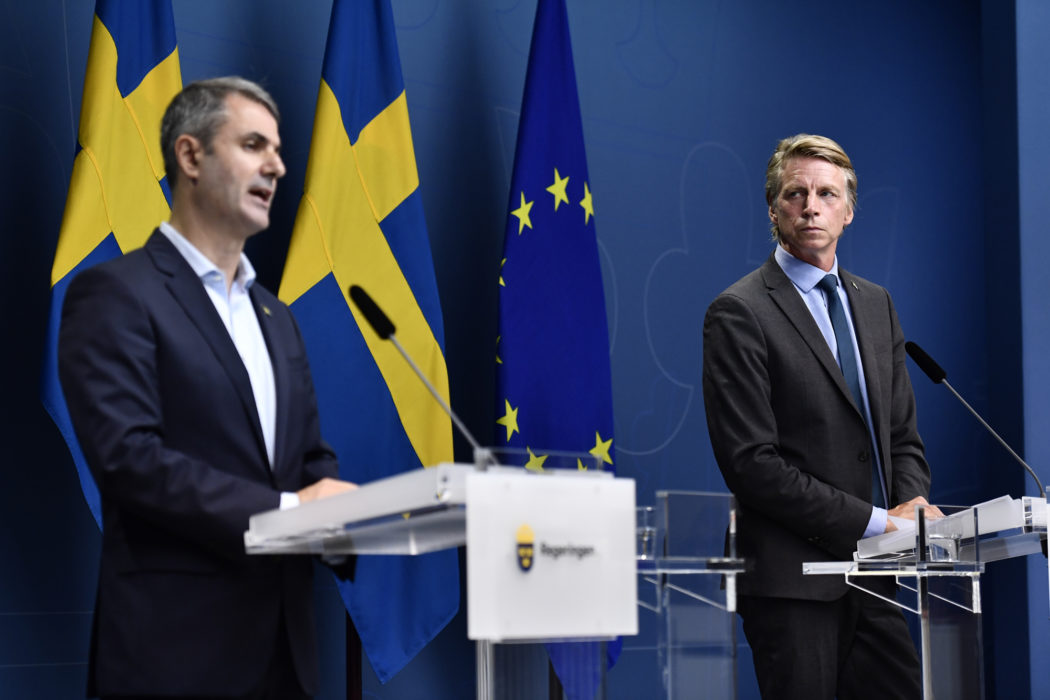 Näringsminister Ibrahim Baylan och miljöminister Per Bolund meddelade på tisdagen att Cementas brytningstillstånd förlängs i åtta månader.