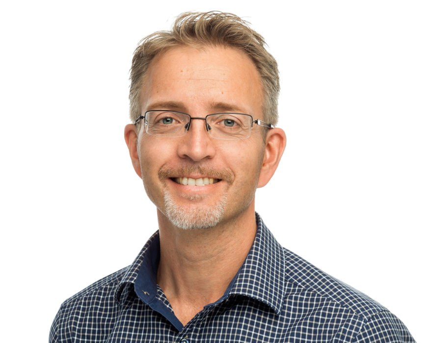 Jens Johansson som arbetar med hållbarhet vid offentlig upphandling.