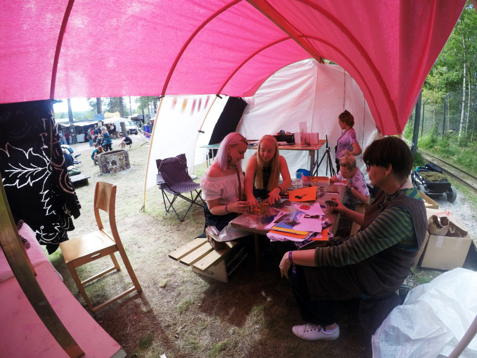 Småbyarnas kultur och miljöförening samarbetar bland annat med Urkultfestivalen, för att nå ut med kvalitativ konst och kultur på landsbygden.