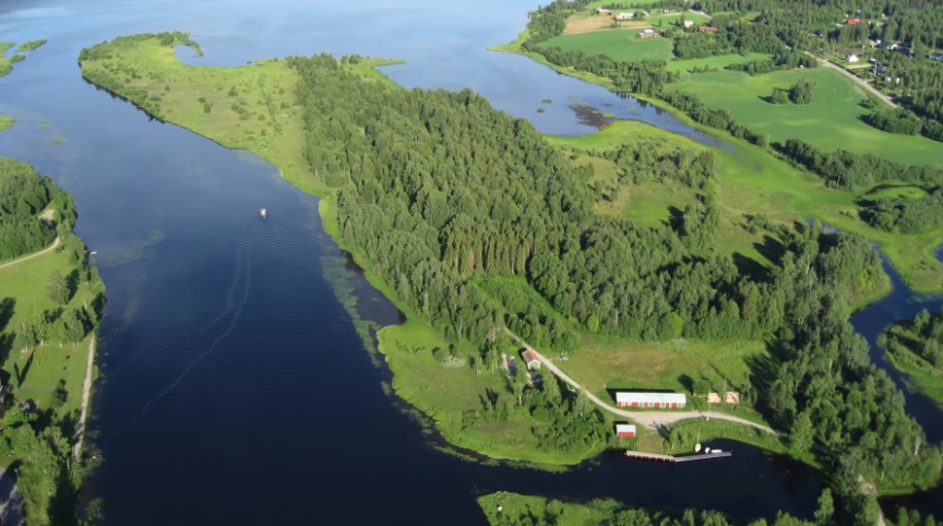 Älven Ljungan vid Stödesjön.