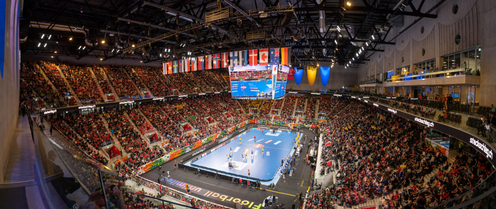 Innebandyn är en av de sporter som ska bli bättre på att minska sin klimatpåverkan.
