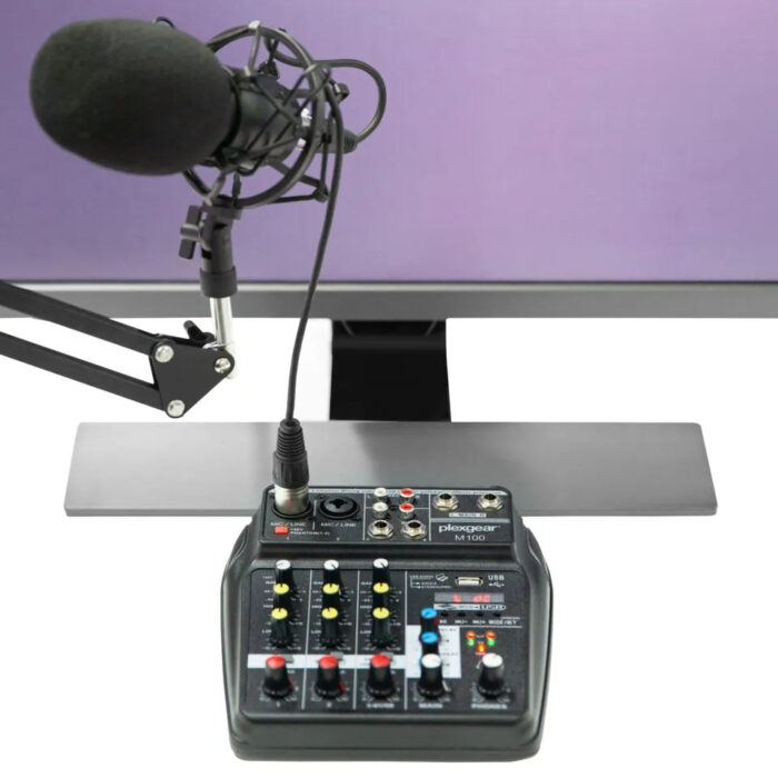 En enkel mixer med inbyggt ljudkort och en mikrofon kostar inte mer än en integrerad lösning men ger flexibilitet och blir billigare i längden.