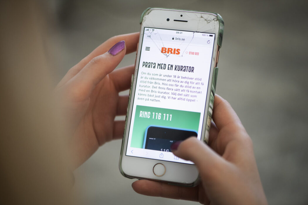 många unga ville prata med Bris under julen.