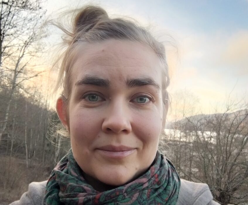 "Metoden öppnade upp för spännande diskussioner om vad som är möjligt", säger Frida Jonsson, som deltagit i Omställningsnätverkets och KTH:s tankeexperiment Bortom möjlighetshorisonten.
