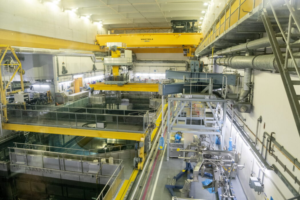 Bild inifrån reaktorhallen på kärnkraftverket Forsmark 3.
