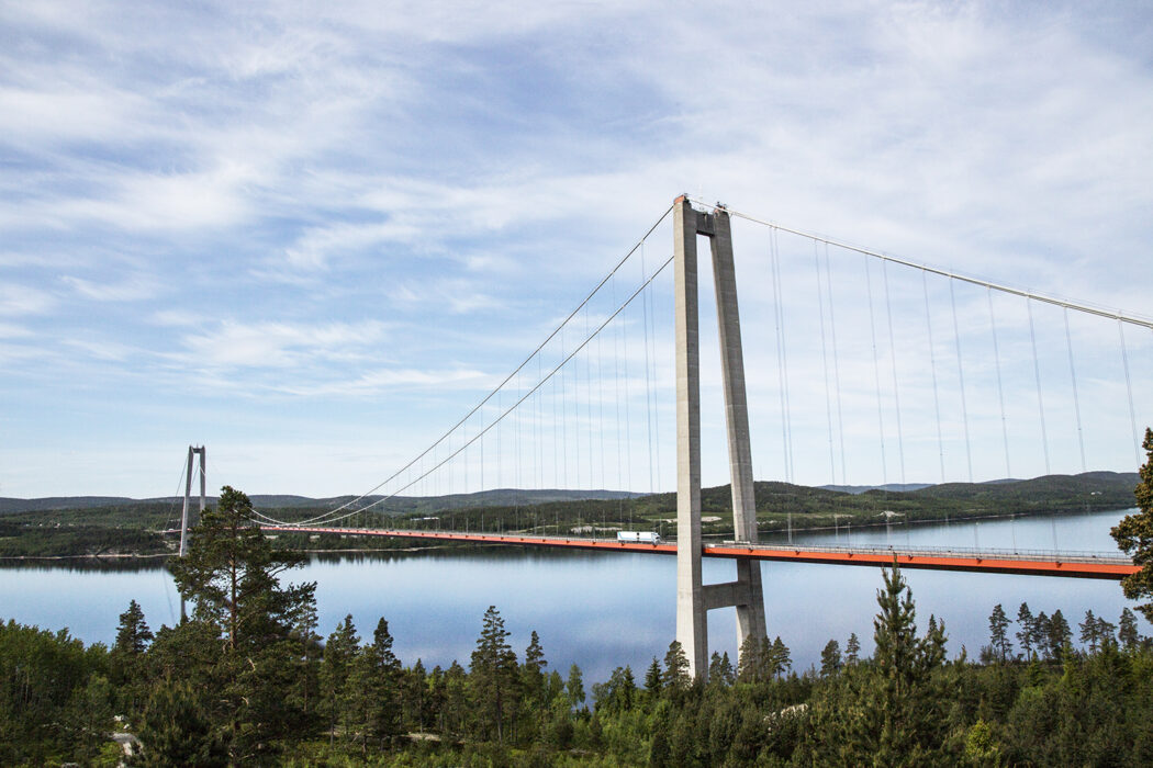 I området kring Höga kusten är många boende positiva till de många sommarbesökarna.