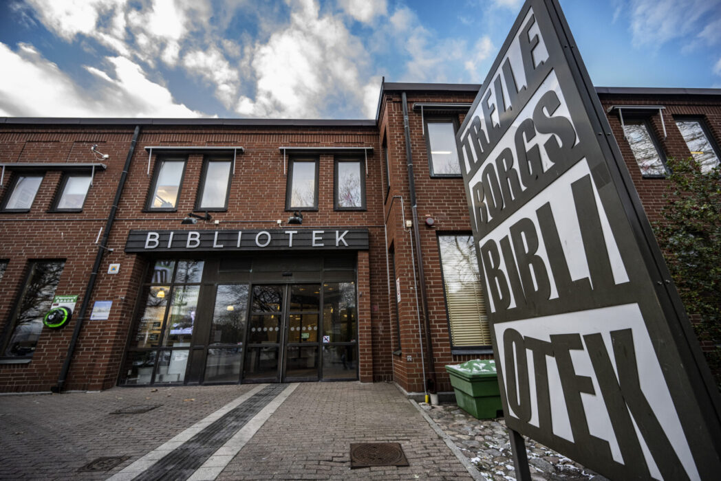 En stor majoritet av bibliotekarier uppger i en enkät att tycker att det är ett dåligt förslag att  de skulle tvingas ange papperslösa.