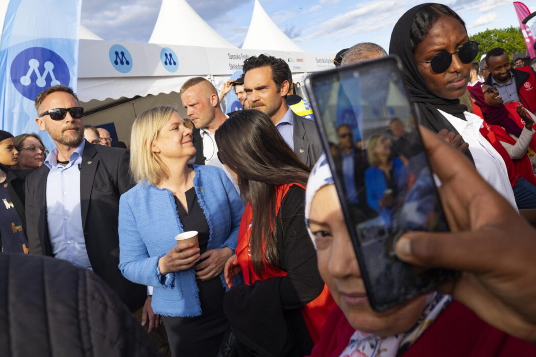 Magdalena Andersson, S, inför sitt tal under Järvaveckan på Spånga IP förra året.