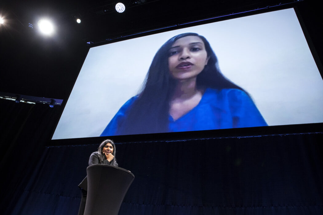 Shomy Hasan Chowdhury (ovan) deltog via länk i seminariet Röster från det globala syd på Världsvattenveckan i onsdags i förra veckan.