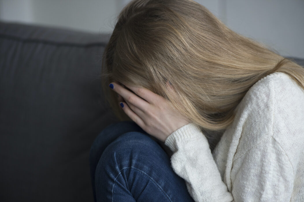 Det är tre gånger så vanligt att elever som identifierar sig som hbtqi blir utsatta för mobbning, enligt Friends årsrapport 2023.