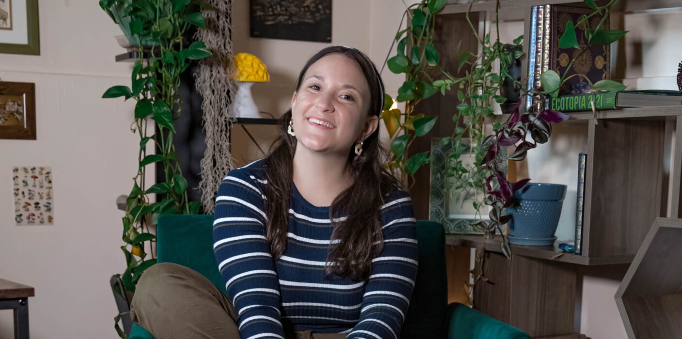 Abbie Richards är ungdomspristagare av Win win Gothenburg sustainability award, och håller i en av programpunkterna under Västra Götalands Hållbarhetsfestival, som handlar om att genomskåda klimatdesinformation.